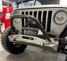 Load image into Gallery viewer, Front Diamond Series Stubby Bumper for Jeep TJ Wrangler (97-06)