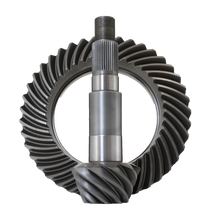 Load image into Gallery viewer, Revolution Gear &amp; Axle Dana 80 Rear Axle 4.63 Ratio Ring &amp; Pinion Set