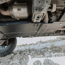 Load image into Gallery viewer, Cali Raised 10-24 Toyota 4Runner Transfer Skid Plate - Aluminum / Raw