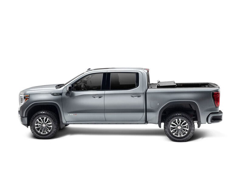 UnderCover 2018 Chevy/GMC Silverado/Sierra 68.4in Fusion Bed Cover - Havana