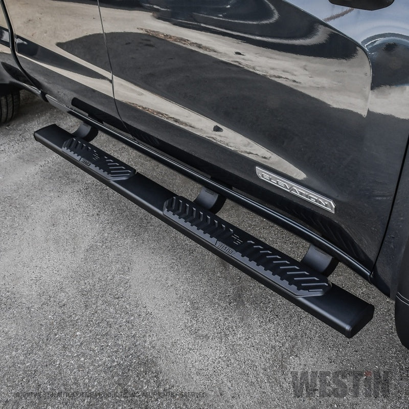 Westin 19-22 Chevrolet Silverado 1500 DC R5 Nerf Step Bars - Blk