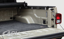 Load image into Gallery viewer, LOMAX Stance Hard Cover 2020-25 Jeep Gladiator 5ft Box (w/ Hard Top &amp; Rail Trail) - Carbon Fiber