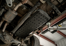Load image into Gallery viewer, Cali Raised 05-23 Dcsb / Ac Toyota Tacoma Fuel Tank Skid Plate - Aluminum / Raw