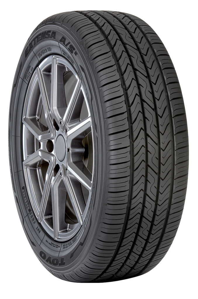 Toyo Extensa A/SII Tire - P215/70R14 96T