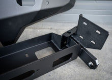 Load image into Gallery viewer, Toyota Tacoma 4th Gen (2024+) Hi-Lite Overland Front Bumper [No Bull Bar]