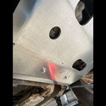 Load image into Gallery viewer, Suzuki Grand Vitara Front Skid Plate