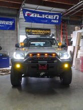 Load image into Gallery viewer, Toyota Tacoma 2005 - 2015 Aluminum Front Winch Bumper