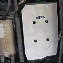 Load image into Gallery viewer, Toyota Land Cruiser 100 / Lexus LX 470 Fuel Tank Skid Plate