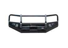Load image into Gallery viewer, DOBINSONS BLACK DELUXE BULL BAR FOR TOYOTA LAND CRUISER 200 SERIES 2016+ - WITHOUT FOG LIGHTS - BU59-5545