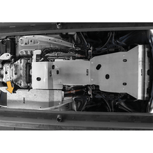 Load image into Gallery viewer, Jeep Grand Cherokee WK2 Fuel Pipeline Protector Skid Plate