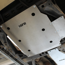 Load image into Gallery viewer, Chevrolet Trailblazer Transmission Skid Plate