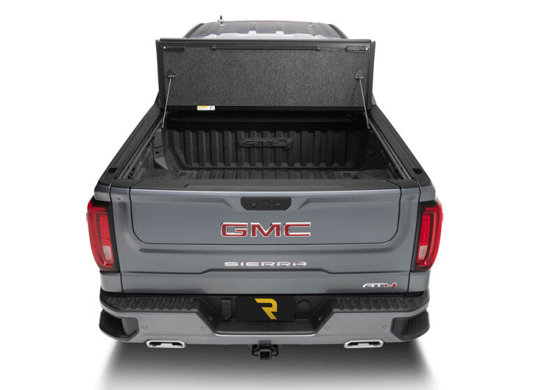 UnderCover 14-16 Chevy/GMC Silverado/Sierra 68.4in Fusion Bed Cover - Iridium Effect