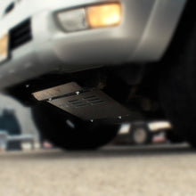 Load image into Gallery viewer, Toyota Land Cruiser 120/125 / 4Runner / FJ Cruiser / Lexus GX 470 Front Skid Plate | Non-KDSS