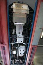 Load image into Gallery viewer, Nissan NP300 Navara Front Skid Plate