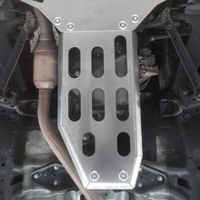 Load image into Gallery viewer, Subaru Forester / XV Crosstrek Transmission Skid Plate (With ASFIR Front Skid Plate Only)