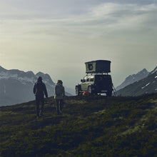 Load image into Gallery viewer, Thule Basin Hard Shell Tent - Black