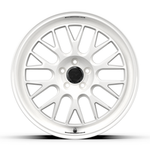 Load image into Gallery viewer, fifteen52 Holeshot RSR 19x9.5 5x114.3 38mm ET 73.1mm Center Bore Rally White