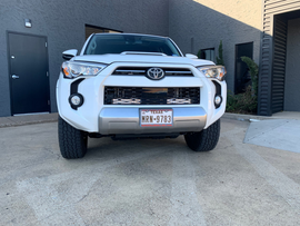 Cali Raised 14-24 Toyota 4Runner 32In Hidden Grille LED Light Bar Brackets - One Combo Beam w/ Bar