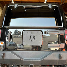 Load image into Gallery viewer, Spare Tire Delete Plate for Jeep JK Wrangler