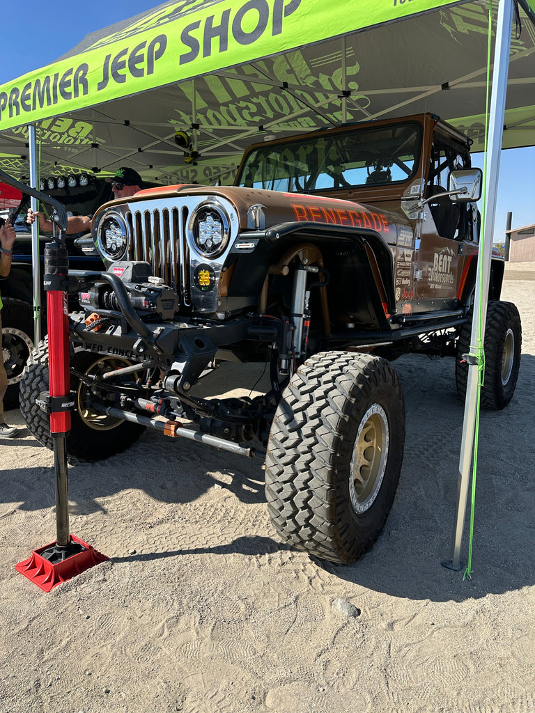 CarbonPro Hydraulic Jack with Mounting Clamps