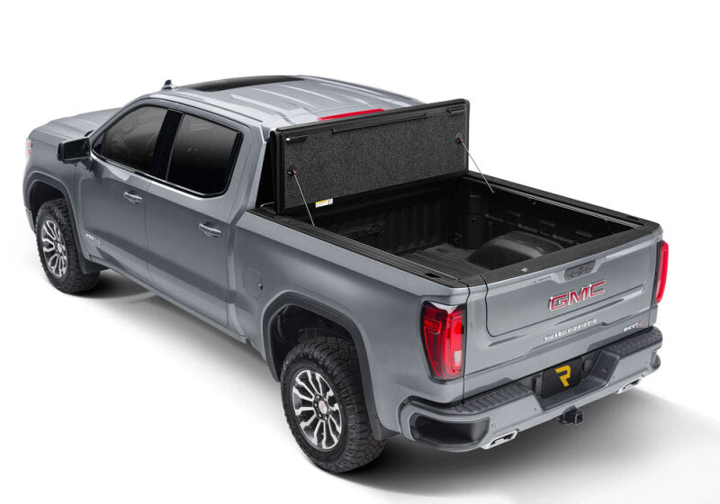 UnderCover 19-24 Chevy/GMC Silverado/Sierra 78in Fusion Bed Cover - Black