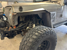 Load image into Gallery viewer, Diamond Series High Clearance Front Fenders for Jeep TJ Wrangler
