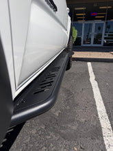 Load image into Gallery viewer, D2 Off-Road Heavy-Duty Bolt-On Rock Sliders – 05-23 Toyota Tacoma