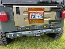 Load image into Gallery viewer, Rear Diamond Series Stubby Bumper for Jeep TJ/YJ Wrangler