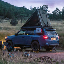 Load image into Gallery viewer, Standard Lightweight Rooftop Tent