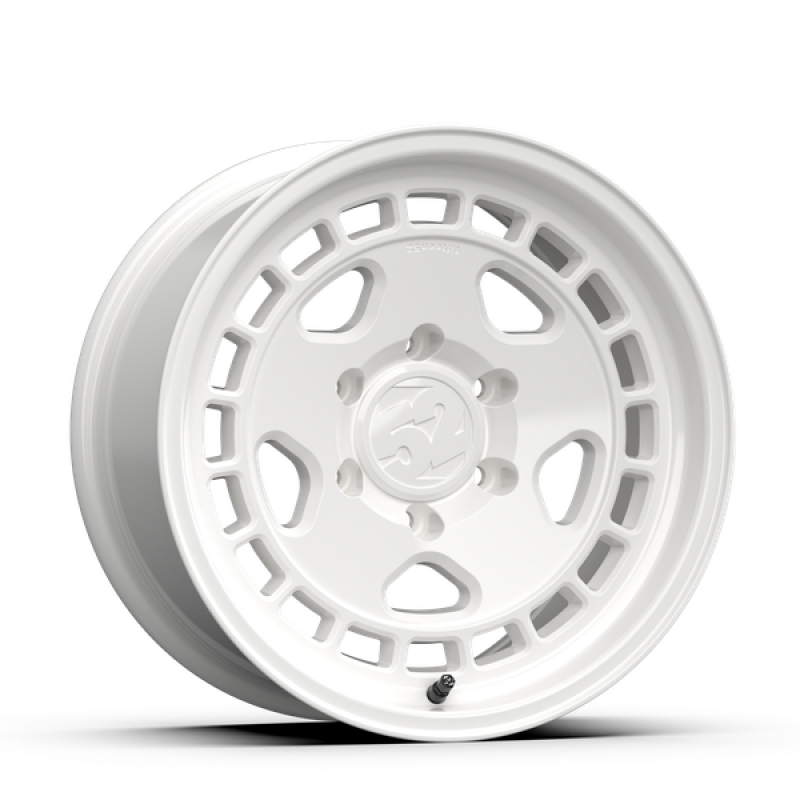fifteen52 Turbomac HD Classic 17x8.5 / 5x127 BP / 0 ET / 71.5mm CB / 4.75in BS / Classic White Wheel