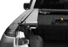 Load image into Gallery viewer, RealTruck 19-26 RAM 1500 5.7ft Bed (w/o MultiFunction Tailgate) RetraxPRO EZ-Off FRC-4000