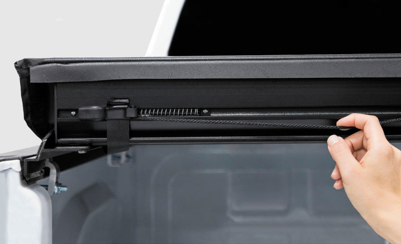 Access 20-22 Jeep Gladiator 5ft Bed (w/ Trail Rail) Limited Roll-Up Tonneau Cover