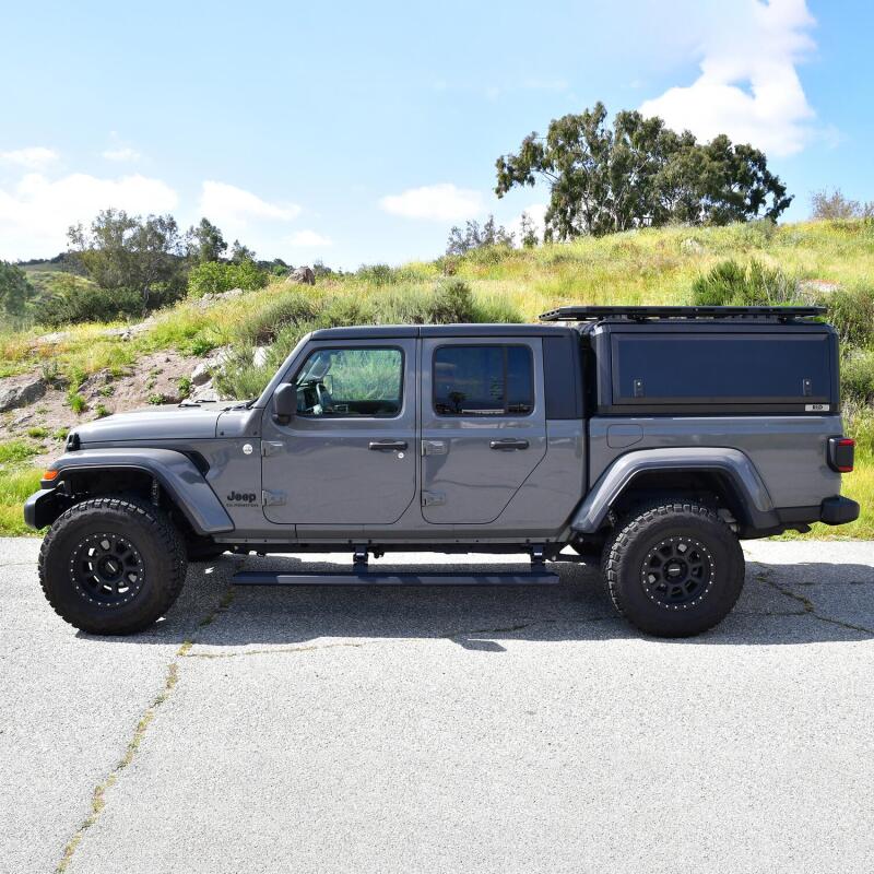 Westin 20-24 Jeep Gladiator Pro-e Running Boards - Tex. Blk