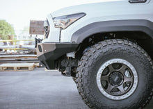 Load image into Gallery viewer, Toyota Tacoma 4th Gen (2024+) Hi-Lite Overland Front Bumper [No Bull Bar]