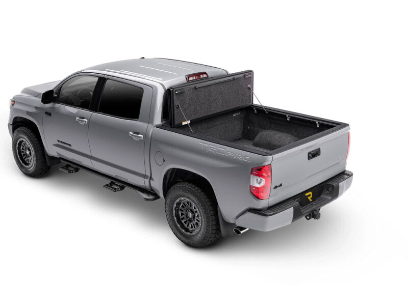 UnderCover 16-23 Toyota Tacoma 72in Fusion Bed Cover - Magnetic Gray Metallic