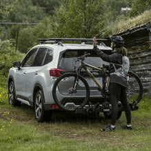 Load image into Gallery viewer, Thule DoubleTrack Pro XT 2 Platform Hitch Mount Bike Rack (1.25/2in. Hitch Recv./Fits 2 Bikes) - Blk
