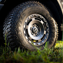 Load image into Gallery viewer, Ford Racing 21-23 Bronco Everglades Wheel Kit - Carbonized Gray