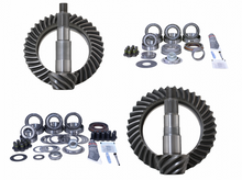 Load image into Gallery viewer, Revolution Gear &amp; Axle 03-06 Jeep Wrangler TJ Dana 44 Thick Rear Timken 4.88 Ratio Gear Package