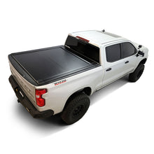 Load image into Gallery viewer, Westin 19-26 GM  Silverado/Sierra 1500 5ft 8in Bed Manual Retractable Tonneau Cover - Black