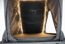 Load image into Gallery viewer, Free Spirit Recreation Aspen Lite XL V3 - Rooftop Tent