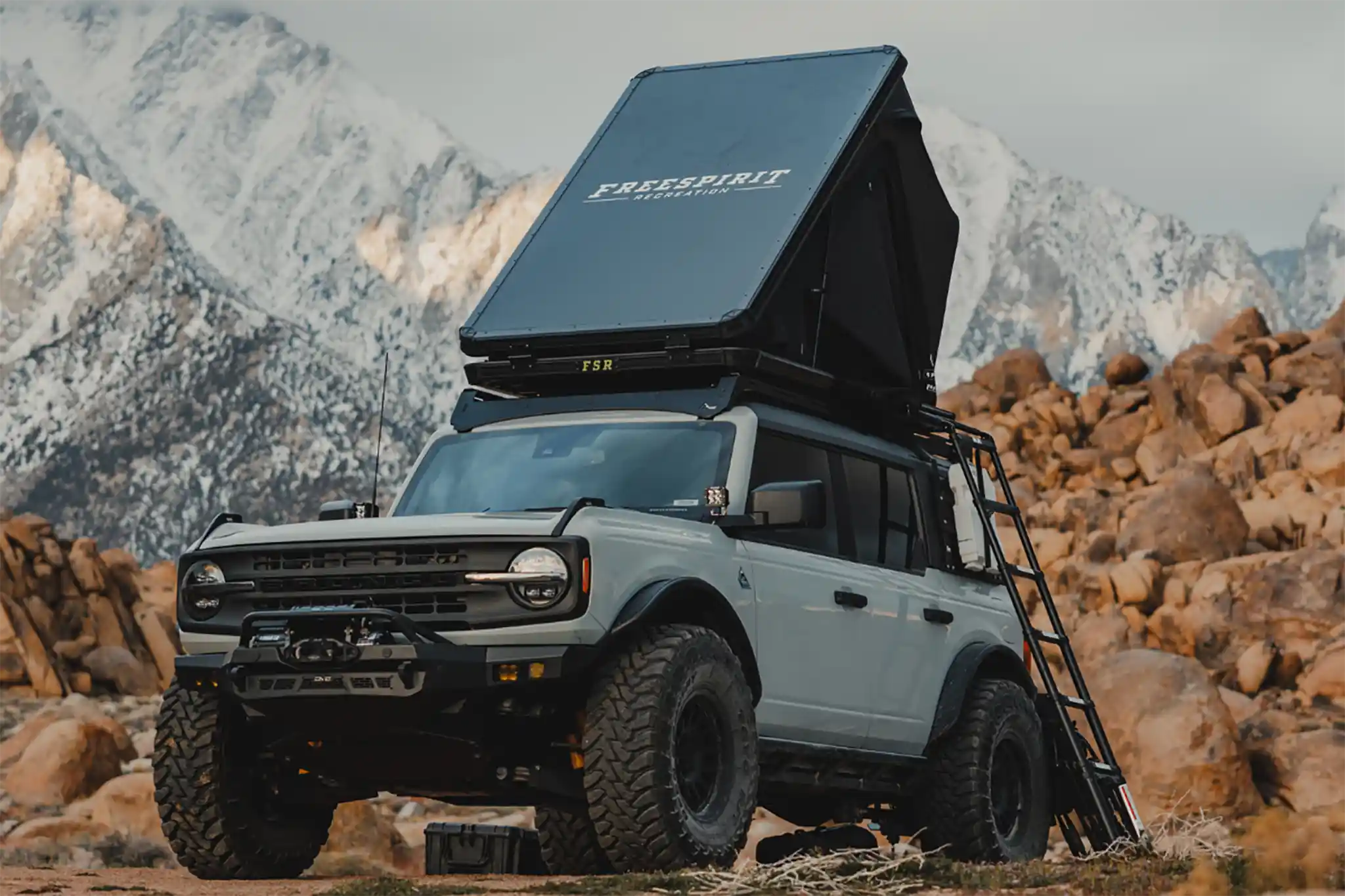Free Spirit Recreation Aspen Pro Standard - Rooftop Tent