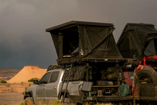 Load image into Gallery viewer, Free Spirit Recreation Evolution V3 XL - Rooftop Tent