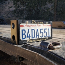 Load image into Gallery viewer, Trailer Stake Pocket License Plate Mount