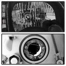 Load image into Gallery viewer, xTune Toyota Tundra Double Cab 05-06 OEM Style Headlights &amp; Corner Lights Black HD-JH-TTUN05-AM-BK