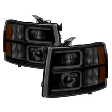 Load image into Gallery viewer, Xtune Chevy Silverado 1500/2500 07-13 Halo Projector Headlights Black Smoked PRO-JH-CS07-LED-BSM