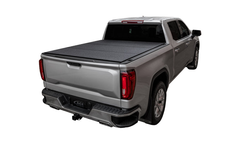 Access LOMAX Tri-Fold Cover 16-20 Toyota Tacoma - 5ft Short Bed (w/o OEM hard cover)