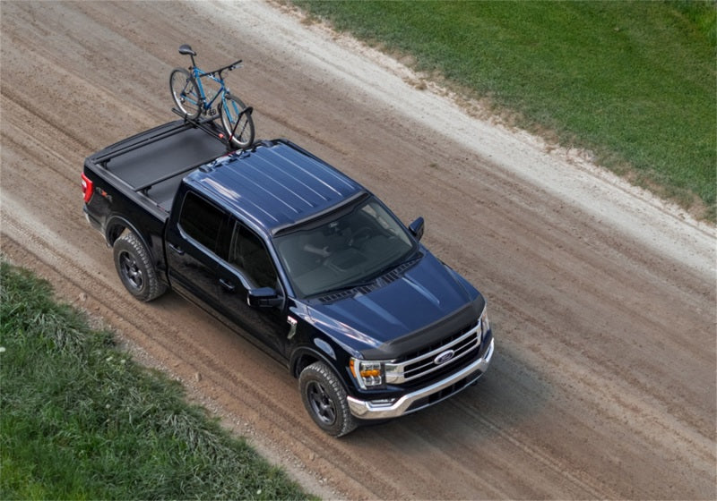 Roll-N-Lock 19-22 Chevrolet Silverado 1500 (w/o Carbon Pro - 79.4in.) E-Series XT Retractable Cover - Underdog Motorsports