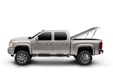 Load image into Gallery viewer, UnderCover 18-20 Chevy Colorado/GMC Canyon 5ft Lux Bed Cover - Satin Steel Gray