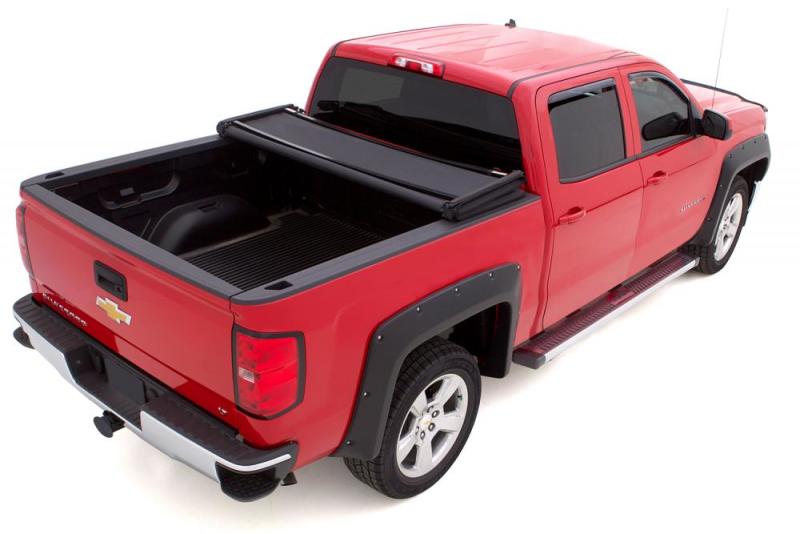 Lund 99-07 Chevy Silverado 1500 (6.5ft. Bed) Genesis Elite Tri-Fold Tonneau Cover - Black