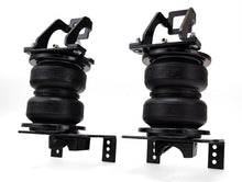 Load image into Gallery viewer, Air Lift LoadLifter 5000 Ultimate Rear Air Spring Kit for 99-04 Ford F-250 Super Duty 4WD